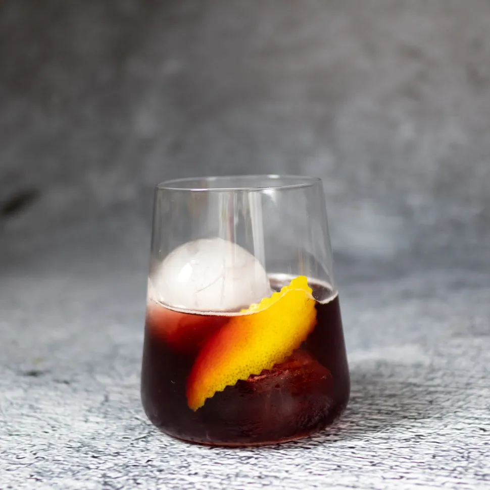 Foremka do lodu, ice ball na 8 lodowych sześcianów 4,8 cm